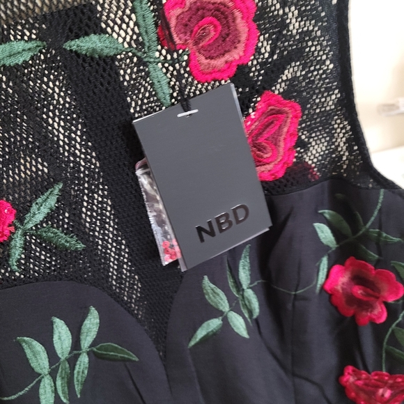 Rose print bodysuit - Picture 4 of 4